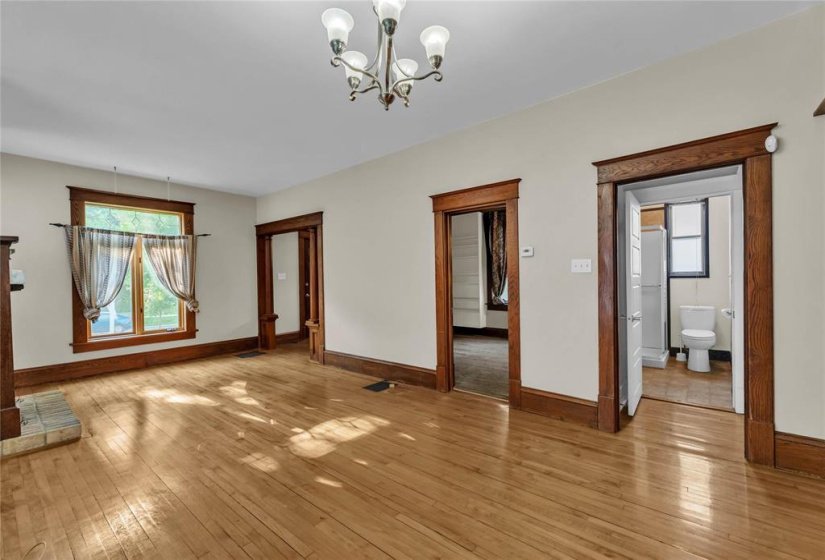 96 Tache, 2 Bedroom Bedrooms, 9 Room Rooms,2 BathroomBathrooms,Residential,For Sale,Tache,0