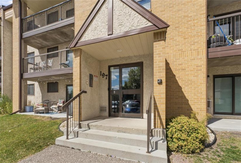 197 Victor Lewis, 3 Bedroom Bedrooms, 9 Room Rooms,1 BathroomBathrooms,Condominium,For Sale,Victor Lewis,0