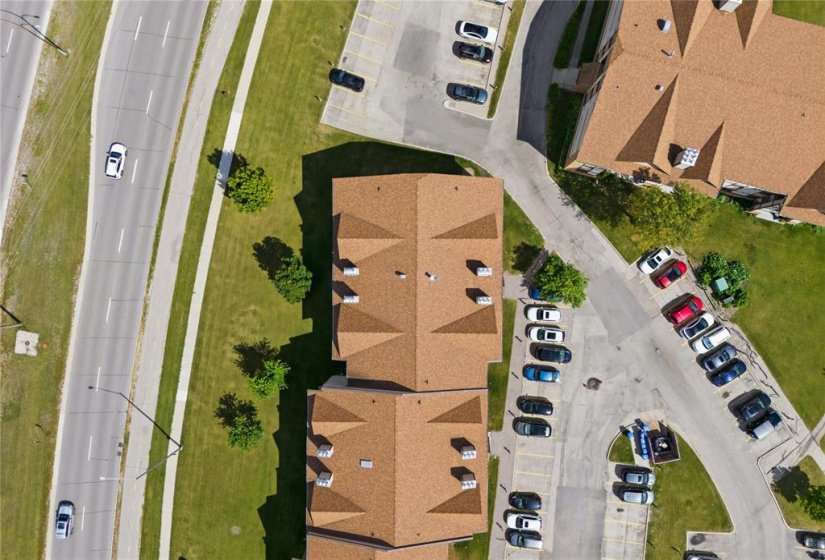 197 Victor Lewis, 3 Bedroom Bedrooms, 9 Room Rooms,1 BathroomBathrooms,Condominium,For Sale,Victor Lewis,0