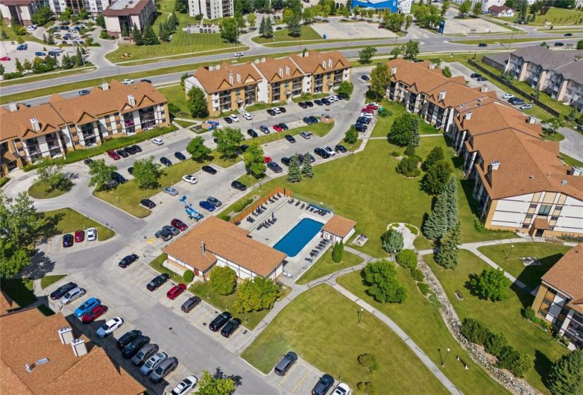 197 Victor Lewis, 3 Bedroom Bedrooms, 9 Room Rooms,1 BathroomBathrooms,Condominium,For Sale,Victor Lewis,0