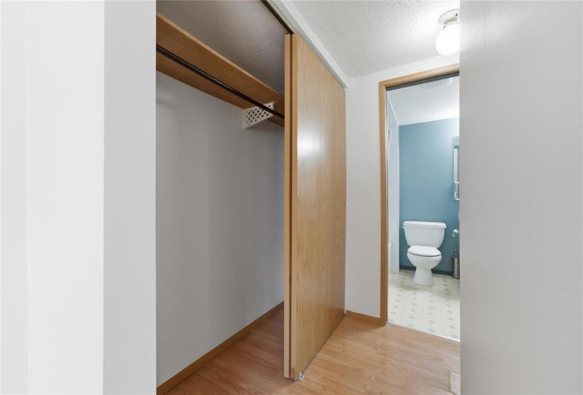 120 Plaza, 2 Bedroom Bedrooms, 7 Room Rooms,1 BathroomBathrooms,Condominium,For Sale,Plaza,0