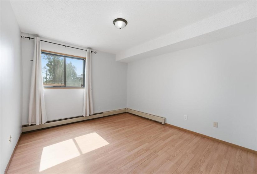 120 Plaza, 2 Bedroom Bedrooms, 7 Room Rooms,1 BathroomBathrooms,Condominium,For Sale,Plaza,0
