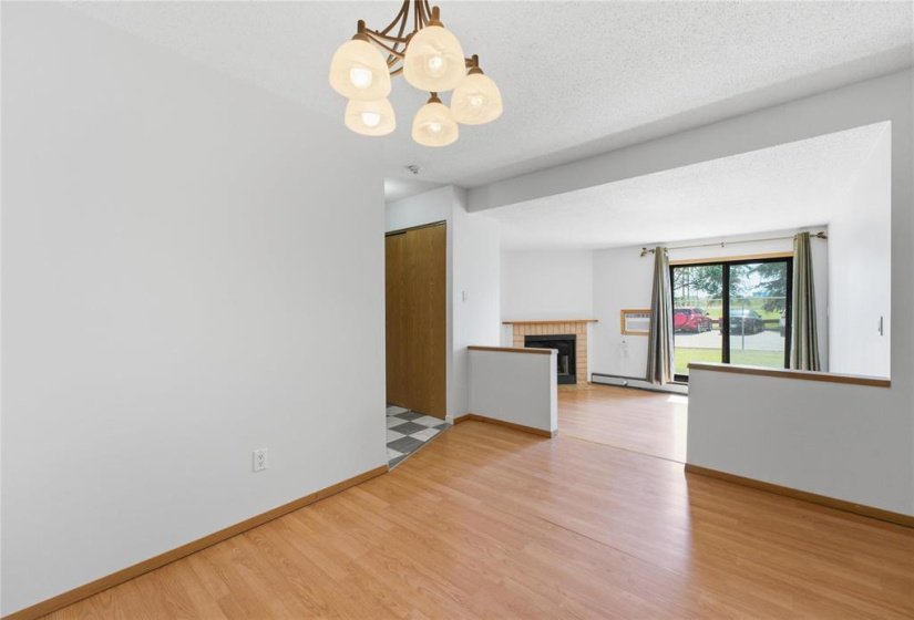 120 Plaza, 2 Bedroom Bedrooms, 7 Room Rooms,1 BathroomBathrooms,Condominium,For Sale,Plaza,0