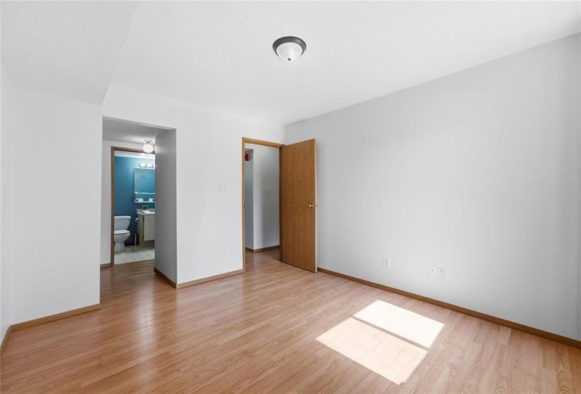 120 Plaza, 2 Bedroom Bedrooms, 7 Room Rooms,1 BathroomBathrooms,Condominium,For Sale,Plaza,0