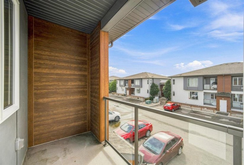 1355 Lee, 2 Bedroom Bedrooms, 6 Room Rooms,2 BathroomBathrooms,Condominium,For Sale,Lee,0