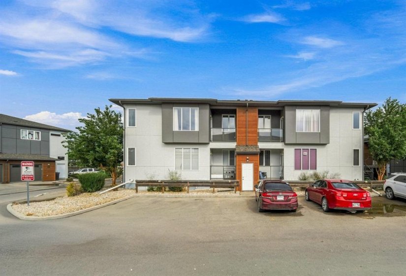 1355 Lee, 2 Bedroom Bedrooms, 6 Room Rooms,2 BathroomBathrooms,Condominium,For Sale,Lee,0