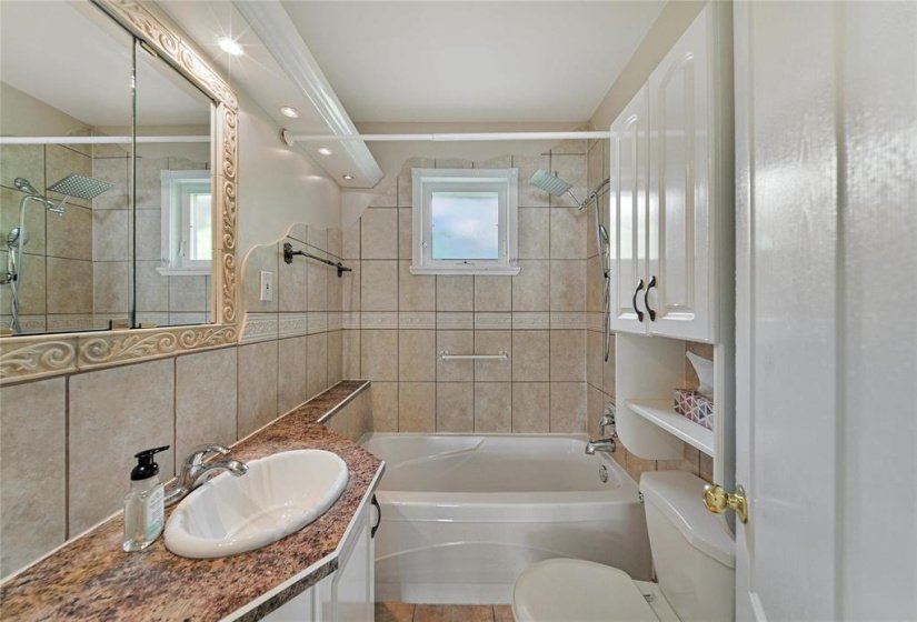 16 Cunnington, 2 Bedroom Bedrooms, 8 Room Rooms,1 BathroomBathrooms,Residential,For Sale,Cunnington,0