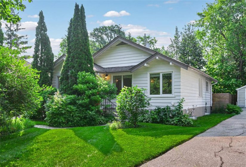 16 Cunnington, 2 Bedroom Bedrooms, 8 Room Rooms,1 BathroomBathrooms,Residential,For Sale,Cunnington,0