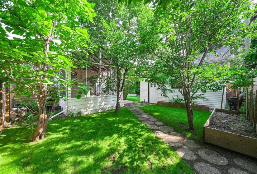 16 Cunnington, 2 Bedroom Bedrooms, 8 Room Rooms,1 BathroomBathrooms,Residential,For Sale,Cunnington,0