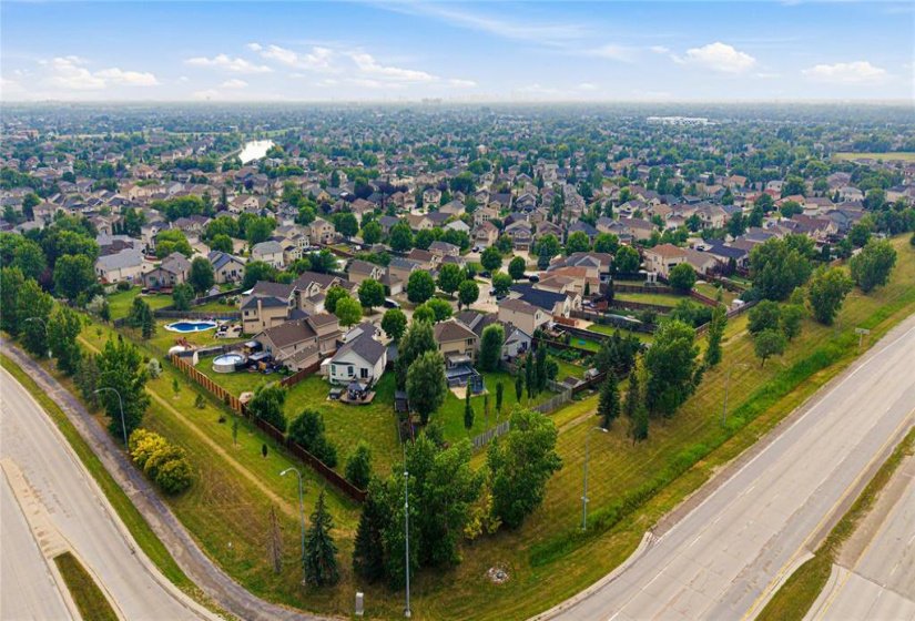 31 Treasure, 3 Bedroom Bedrooms, 15 Room Rooms,3 BathroomBathrooms,Residential,For Sale,Treasure,0