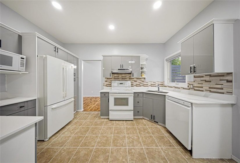 31 Treasure, 3 Bedroom Bedrooms, 15 Room Rooms,3 BathroomBathrooms,Residential,For Sale,Treasure,0