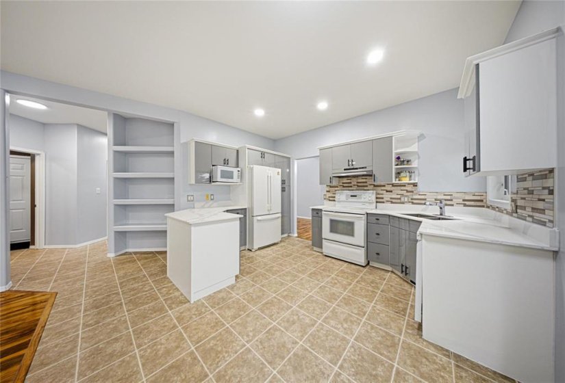 31 Treasure, 3 Bedroom Bedrooms, 15 Room Rooms,3 BathroomBathrooms,Residential,For Sale,Treasure,0