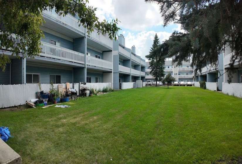 193 Watson, 2 Bedroom Bedrooms, 8 Room Rooms,1 BathroomBathrooms,Condominium,For Sale,Watson,0