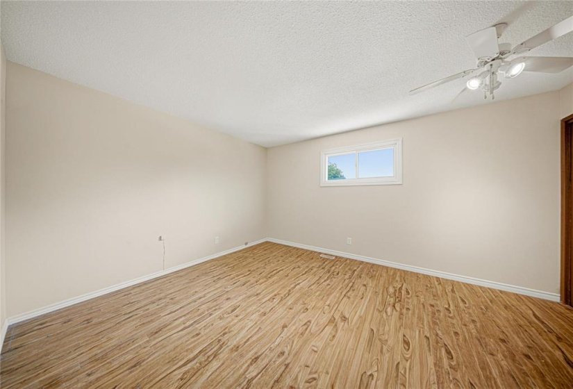 178 Pentland, 3 Bedroom Bedrooms, 12 Room Rooms,1 BathroomBathrooms,Residential,For Sale,Pentland,0