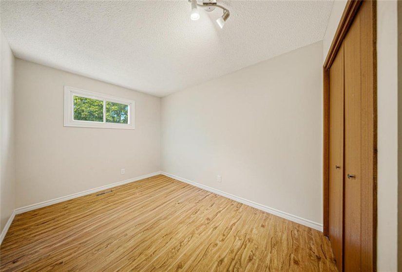 178 Pentland, 3 Bedroom Bedrooms, 12 Room Rooms,1 BathroomBathrooms,Residential,For Sale,Pentland,0