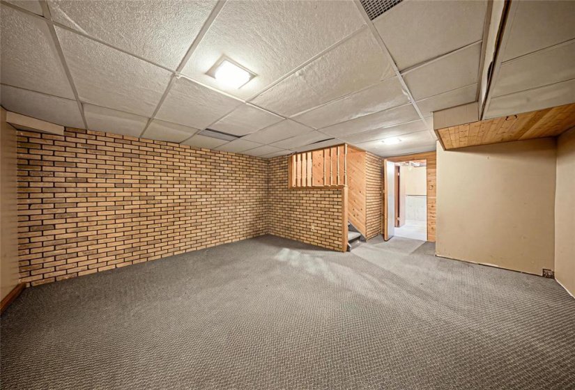 178 Pentland, 3 Bedroom Bedrooms, 12 Room Rooms,1 BathroomBathrooms,Residential,For Sale,Pentland,0