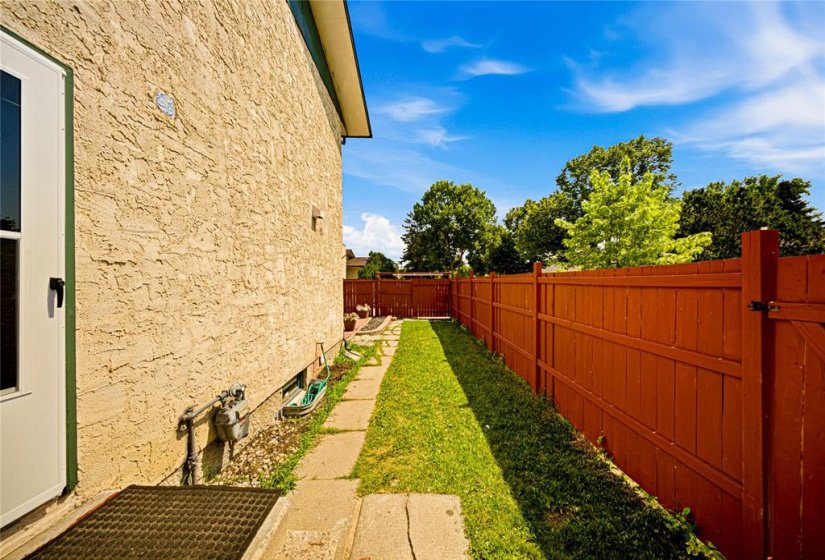 178 Pentland, 3 Bedroom Bedrooms, 12 Room Rooms,1 BathroomBathrooms,Residential,For Sale,Pentland,0