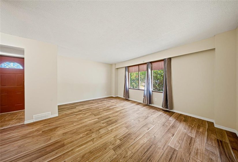 178 Pentland, 3 Bedroom Bedrooms, 12 Room Rooms,1 BathroomBathrooms,Residential,For Sale,Pentland,0
