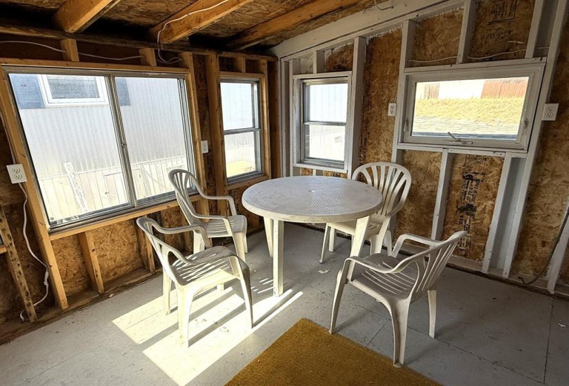 480 Augier, 3 Bedroom Bedrooms, 9 Room Rooms,2 BathroomBathrooms,Residential,For Sale,Augier,0