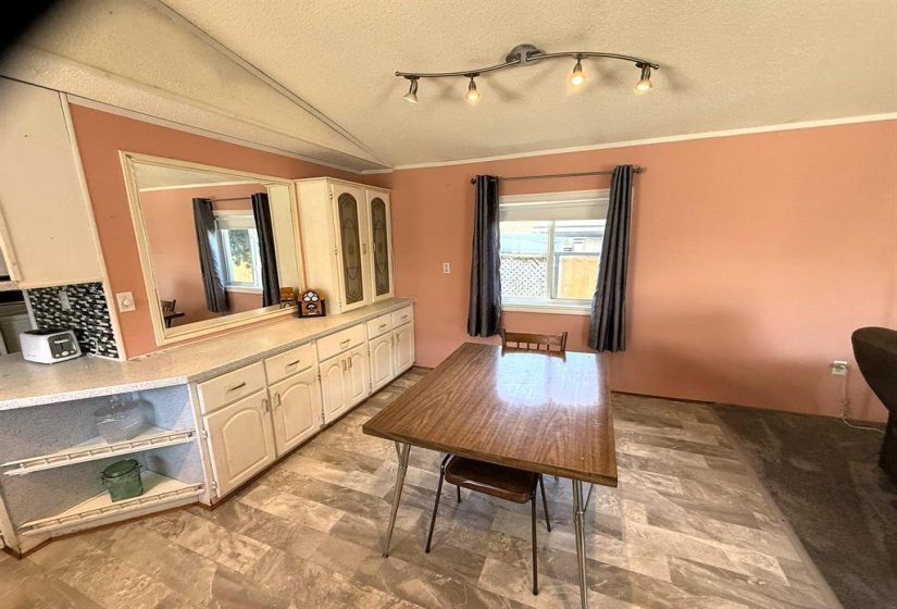 480 Augier, 3 Bedroom Bedrooms, 9 Room Rooms,2 BathroomBathrooms,Residential,For Sale,Augier,0