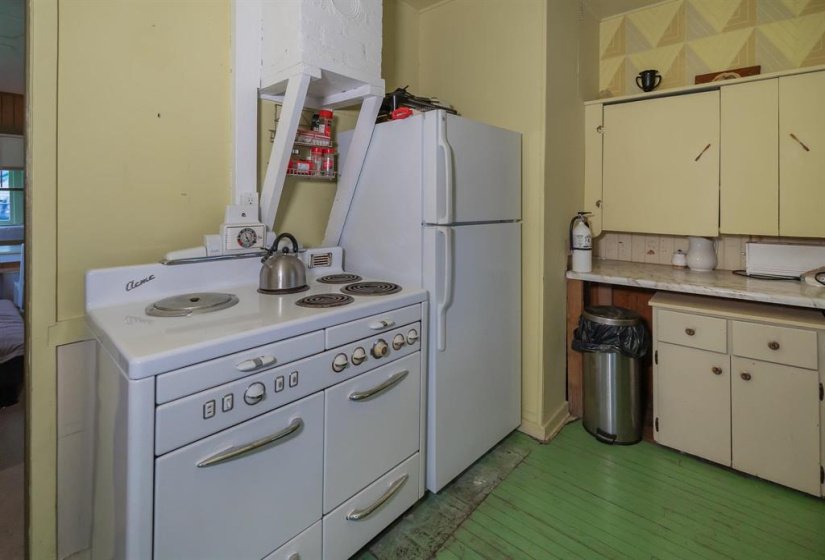 47 Lakeview, 3 Bedroom Bedrooms, 6 Room Rooms,0,Residential,For Sale,Lakeview,0