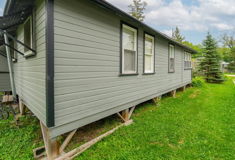 47 Lakeview, 3 Bedroom Bedrooms, 6 Room Rooms,0,Residential,For Sale,Lakeview,0