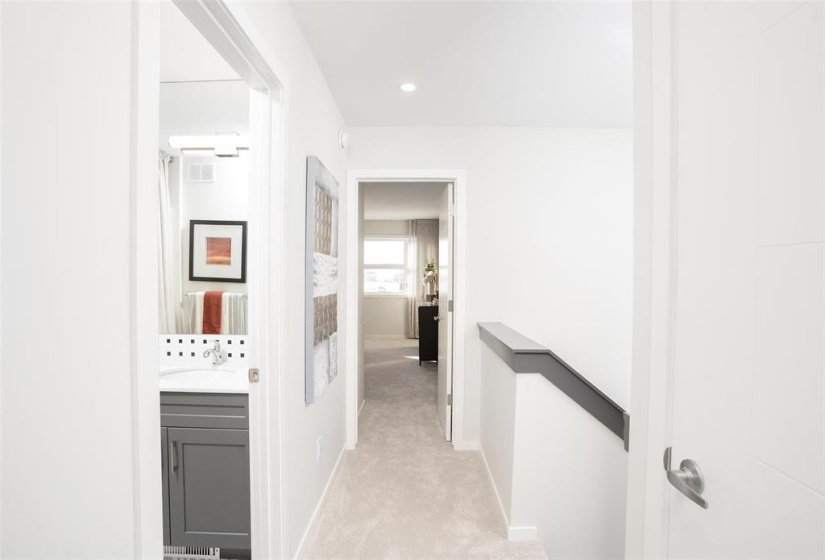 305 Moonlight, 3 Bedroom Bedrooms, 10 Room Rooms,2 BathroomBathrooms,Residential,For Sale,Moonlight,0
