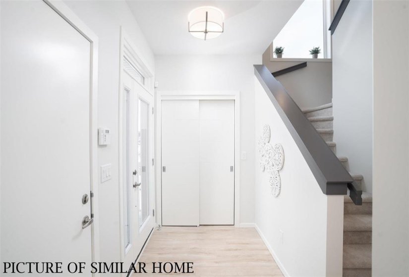 305 Moonlight, 3 Bedroom Bedrooms, 10 Room Rooms,2 BathroomBathrooms,Residential,For Sale,Moonlight,0