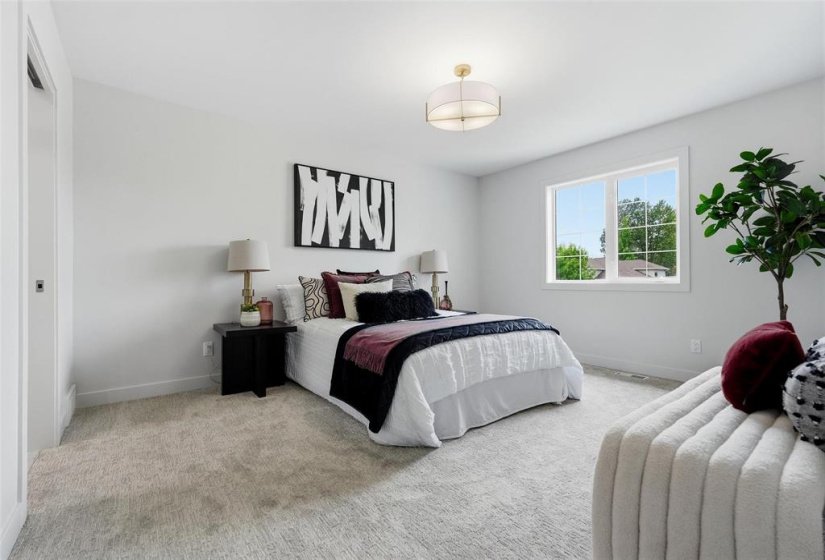 162 Park, 4 Bedroom Bedrooms, 17 Room Rooms,3 BathroomBathrooms,Residential,For Sale,Park,0