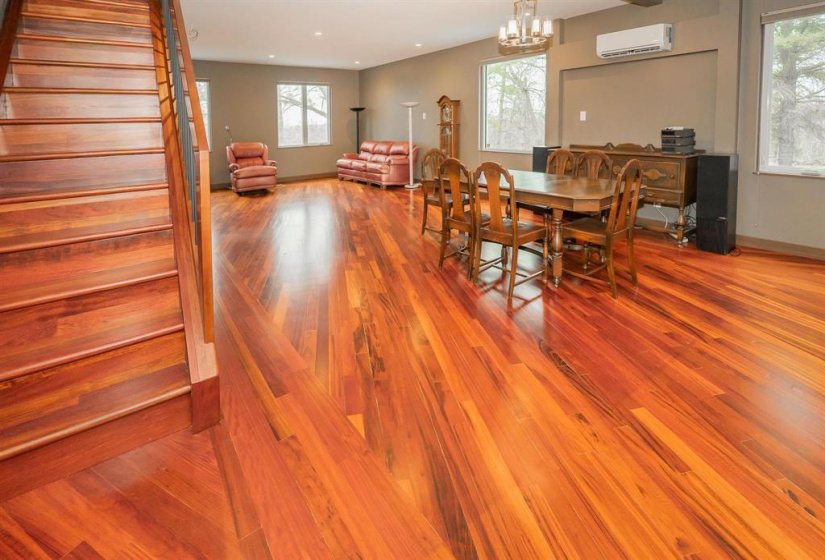 58073 Murdock, 3 Bedroom Bedrooms, 12 Room Rooms,3 BathroomBathrooms,Residential,For Sale,Murdock,0