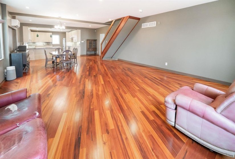58073 Murdock, 3 Bedroom Bedrooms, 12 Room Rooms,3 BathroomBathrooms,Residential,For Sale,Murdock,0