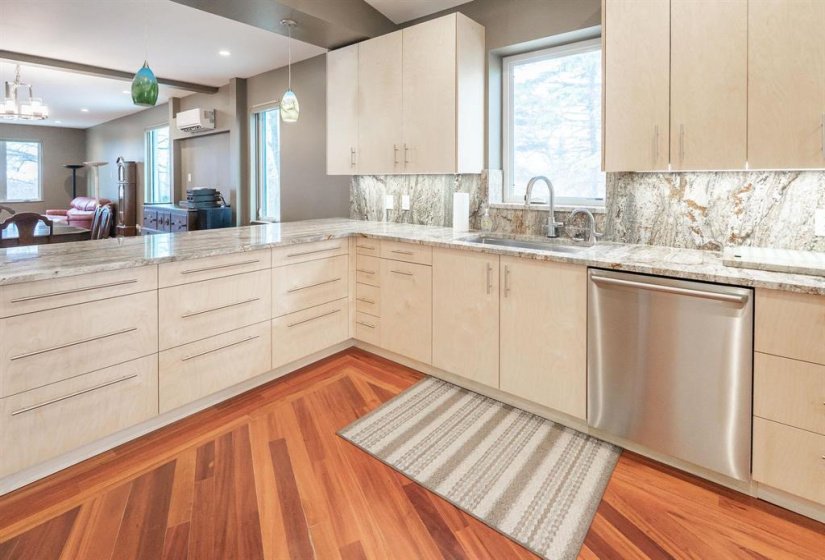 58073 Murdock, 3 Bedroom Bedrooms, 12 Room Rooms,3 BathroomBathrooms,Residential,For Sale,Murdock,0