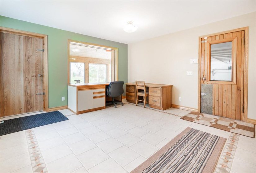 58073 Murdock, 3 Bedroom Bedrooms, 12 Room Rooms,3 BathroomBathrooms,Residential,For Sale,Murdock,0