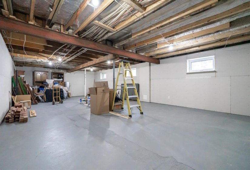 58073 Murdock, 3 Bedroom Bedrooms, 12 Room Rooms,3 BathroomBathrooms,Residential,For Sale,Murdock,0
