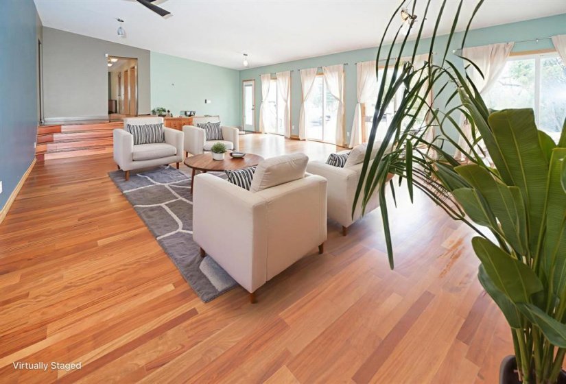 58073 Murdock, 3 Bedroom Bedrooms, 12 Room Rooms,3 BathroomBathrooms,Residential,For Sale,Murdock,0
