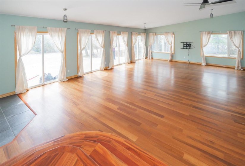 58073 Murdock, 3 Bedroom Bedrooms, 12 Room Rooms,3 BathroomBathrooms,Residential,For Sale,Murdock,0