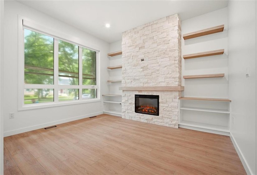 149 Renfrew, 3 Bedroom Bedrooms, 11 Room Rooms,2 BathroomBathrooms,Residential,For Sale,Renfrew,0