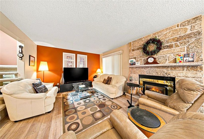 47 Abington, 3 Bedroom Bedrooms, 13 Room Rooms,2 BathroomBathrooms,Residential,For Sale,Abington,0
