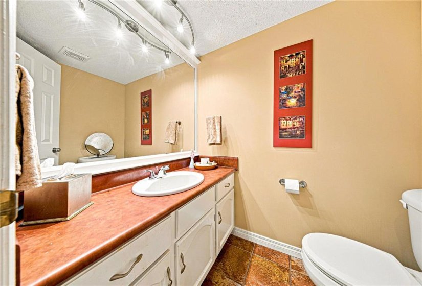 47 Abington, 3 Bedroom Bedrooms, 13 Room Rooms,2 BathroomBathrooms,Residential,For Sale,Abington,0