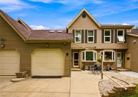 47 Abington, 3 Bedroom Bedrooms, 13 Room Rooms,2 BathroomBathrooms,Residential,For Sale,Abington,0