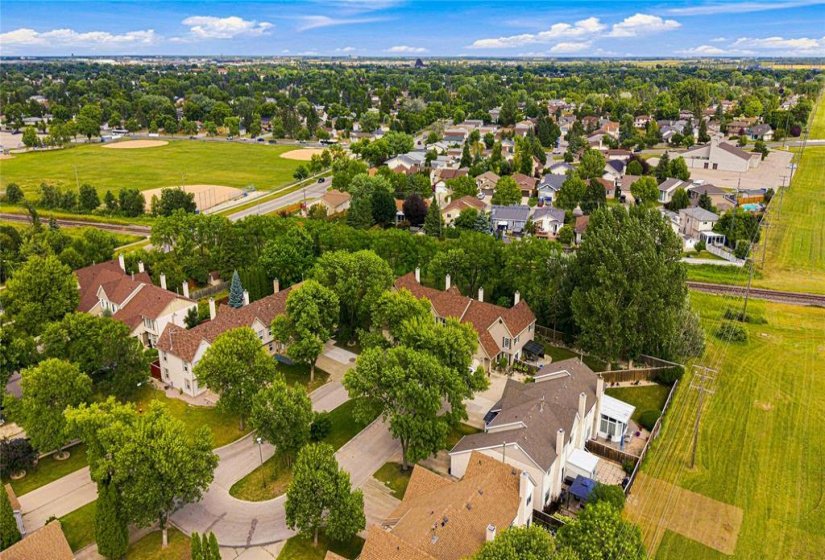 47 Abington, 3 Bedroom Bedrooms, 13 Room Rooms,2 BathroomBathrooms,Residential,For Sale,Abington,0