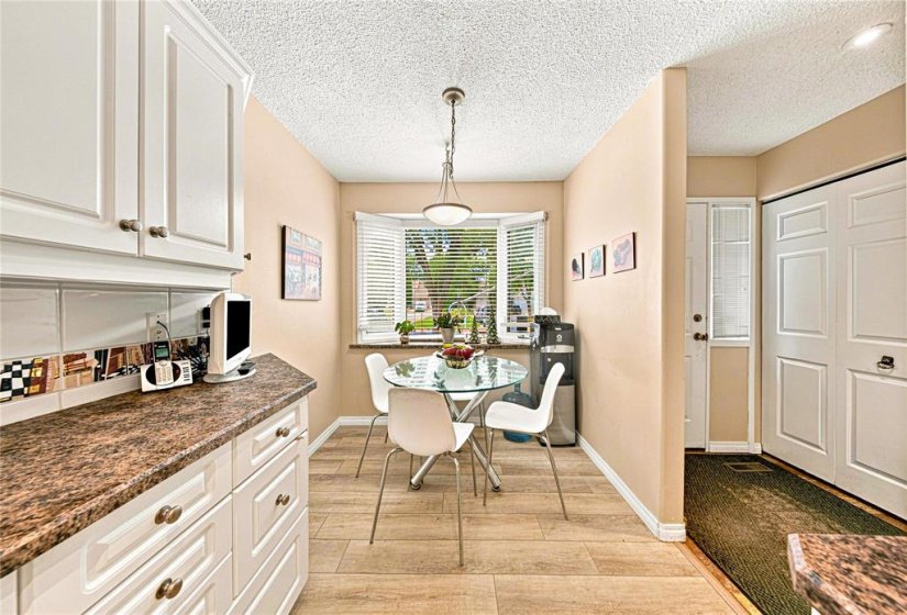 47 Abington, 3 Bedroom Bedrooms, 13 Room Rooms,2 BathroomBathrooms,Residential,For Sale,Abington,0