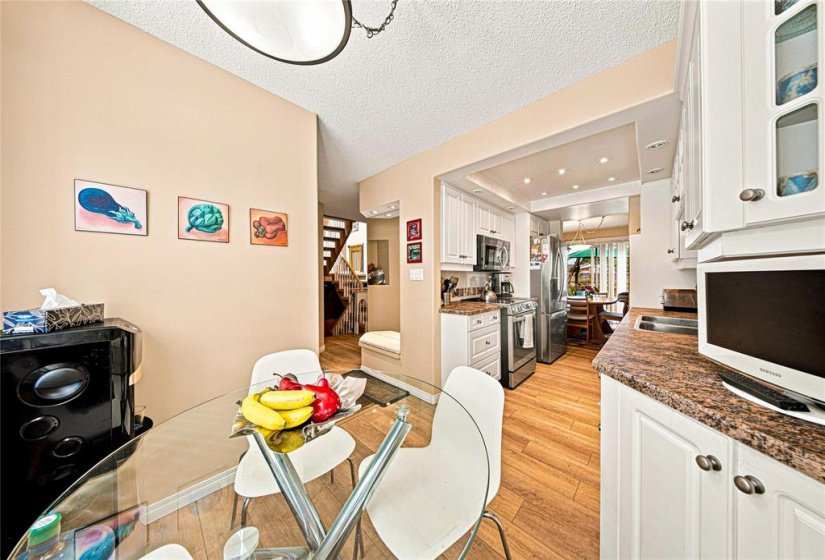 47 Abington, 3 Bedroom Bedrooms, 13 Room Rooms,2 BathroomBathrooms,Residential,For Sale,Abington,0