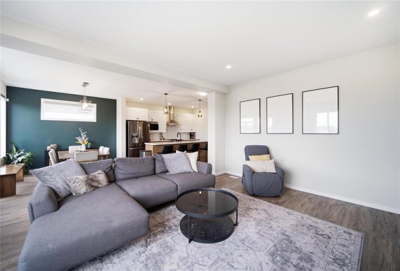 357 Atlas, 3 Bedroom Bedrooms, 15 Room Rooms,2 BathroomBathrooms,Residential,For Sale,Atlas,0