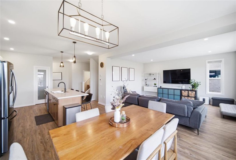357 Atlas, 3 Bedroom Bedrooms, 15 Room Rooms,2 BathroomBathrooms,Residential,For Sale,Atlas,0