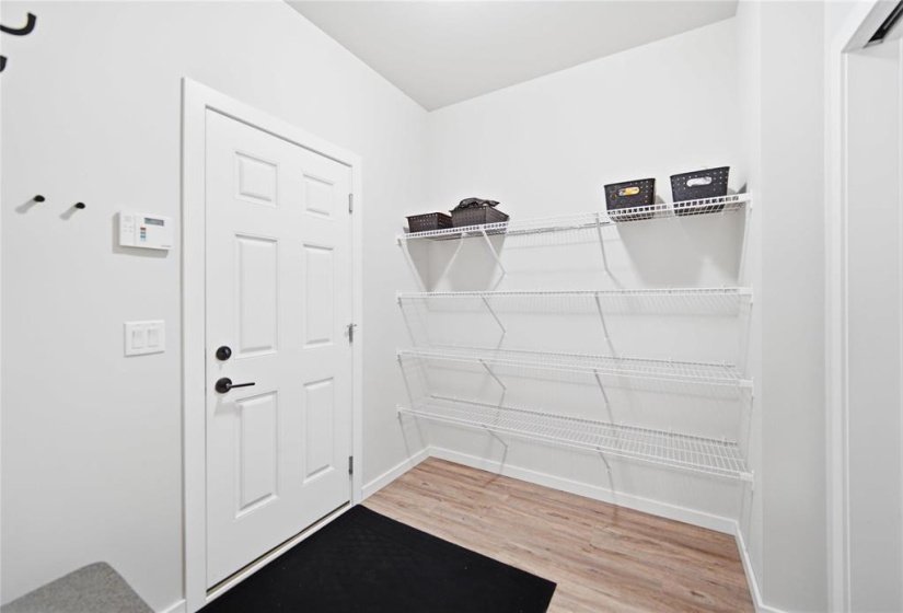 357 Atlas, 3 Bedroom Bedrooms, 15 Room Rooms,2 BathroomBathrooms,Residential,For Sale,Atlas,0