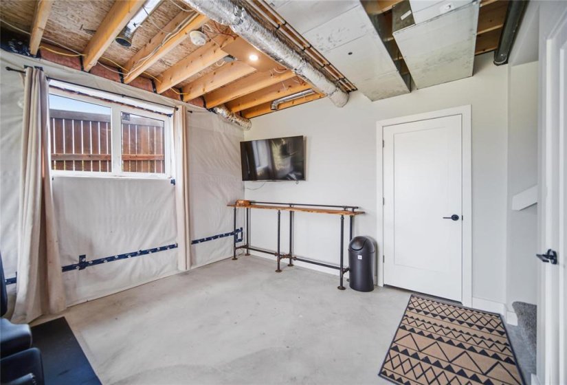 357 Atlas, 3 Bedroom Bedrooms, 15 Room Rooms,2 BathroomBathrooms,Residential,For Sale,Atlas,0