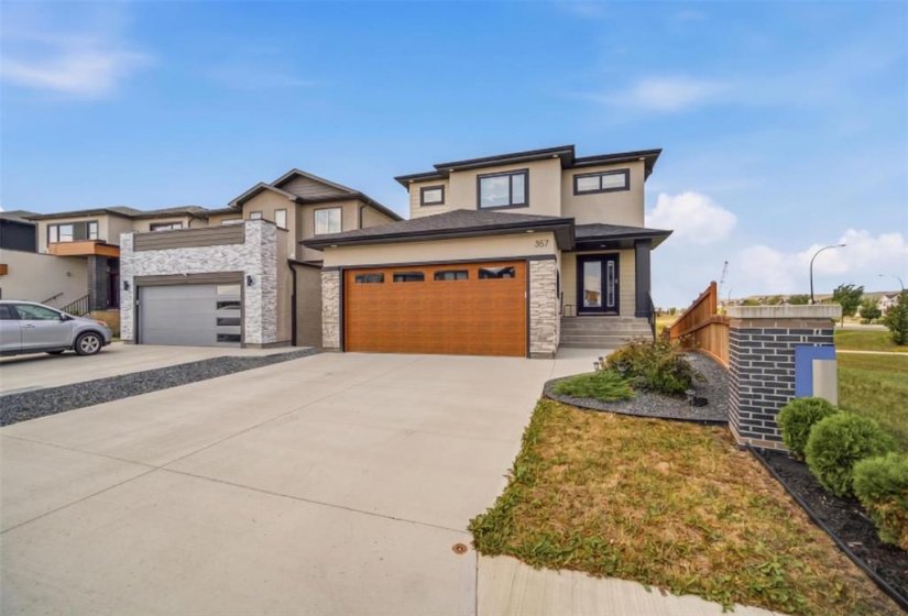 357 Atlas, 3 Bedroom Bedrooms, 15 Room Rooms,2 BathroomBathrooms,Residential,For Sale,Atlas,0