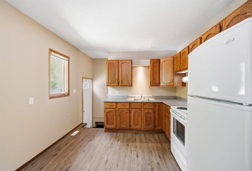 793 St Mary's, 2 Bedroom Bedrooms, 9 Room Rooms,1 BathroomBathrooms,Residential,For Sale,St Mary's,0