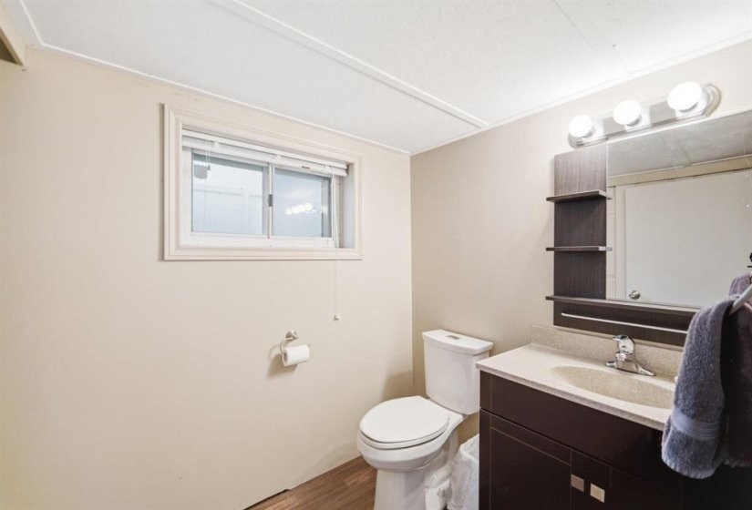 793 St Mary's, 2 Bedroom Bedrooms, 9 Room Rooms,1 BathroomBathrooms,Residential,For Sale,St Mary's,0